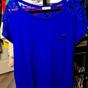 Lace shoulder/back paper t blue t-shirt 1x